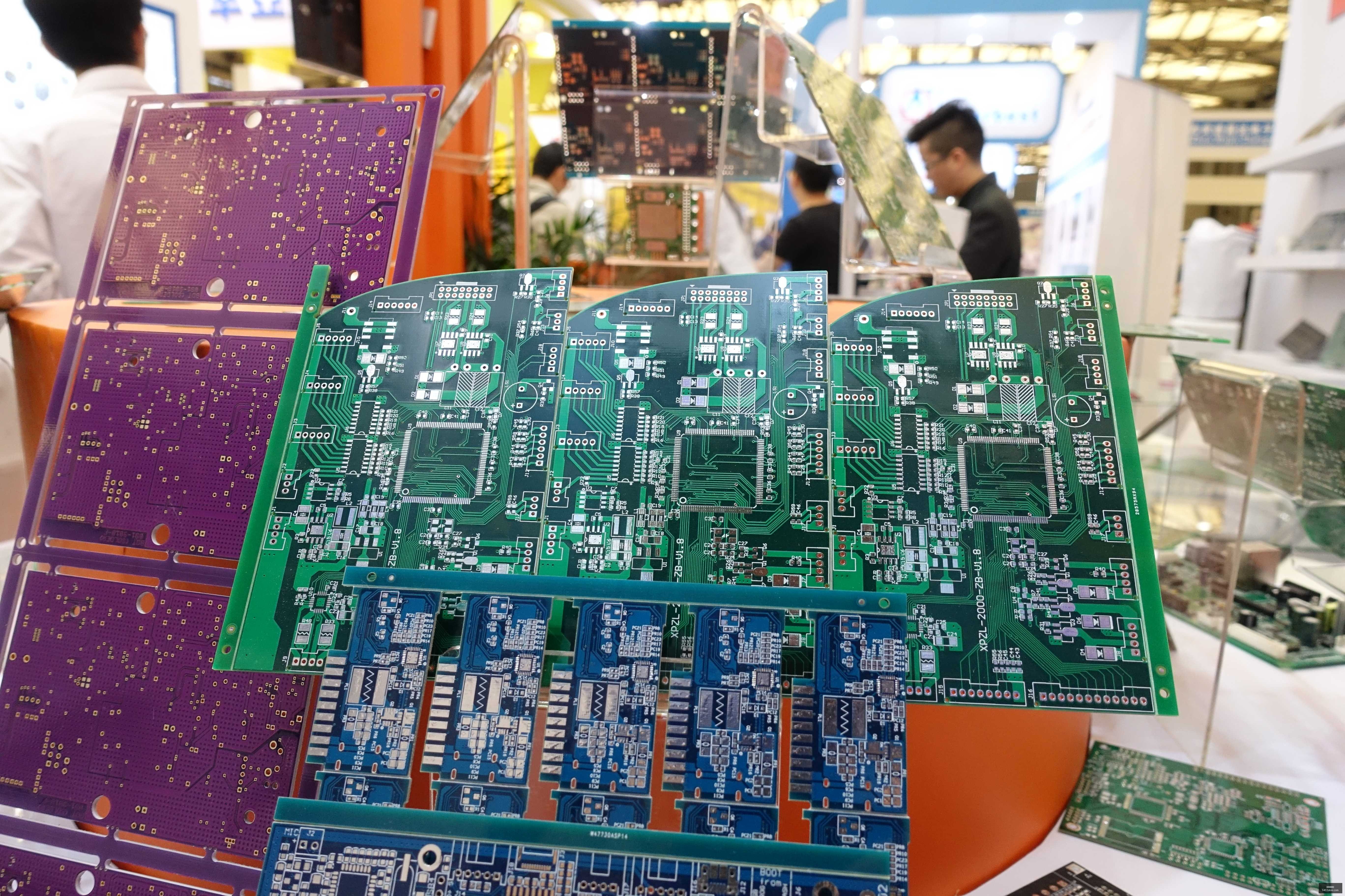 电竞游戏市场销量火爆，新品牌崛起